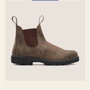 Blundstone Chelsea boot